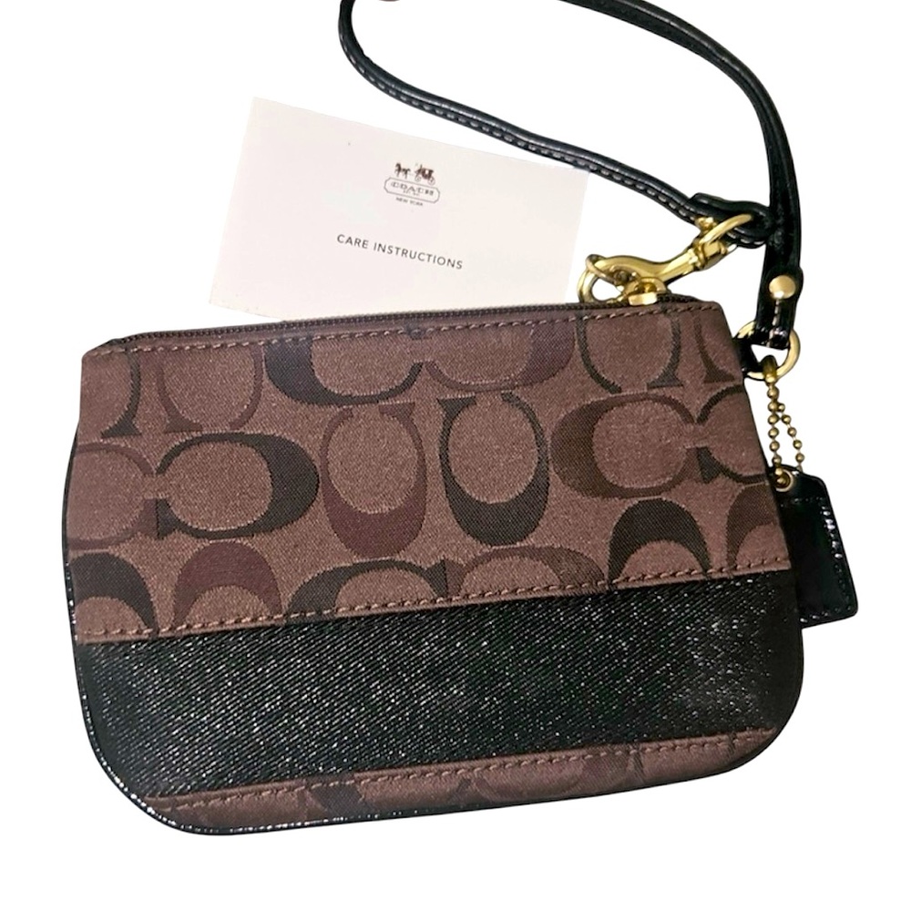 Coach Signature Brown & Black Wristlet With Hangtag - Picture 2 of 10